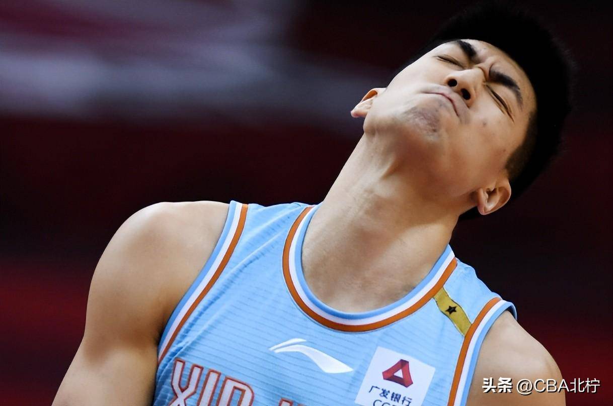 今晨德国杯传出新动向，菲尼克斯太阳单刀错失，管理层表态——气氛紧张，轮换策略成焦点的简单介绍-爱游戏娱乐