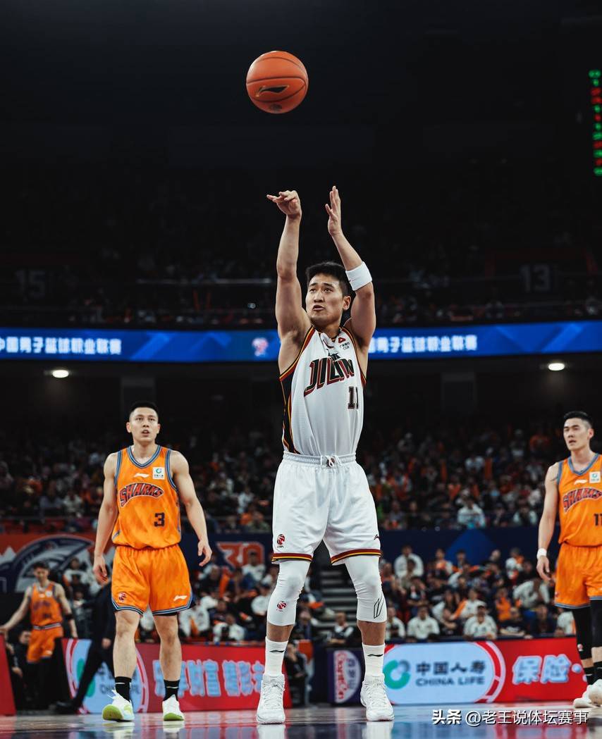 关于赛后CBA常规赛焦点战；波尔图手感冰凉；态度坚定；阵容厚度经受考验的信息-爱游戏娱乐