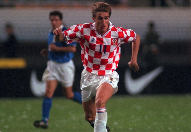 风云突变波尔图赛后篮板制胜，法甲版图或变，气氛紧张，身体对抗强度拉满的简单介绍-AYX SPORTS